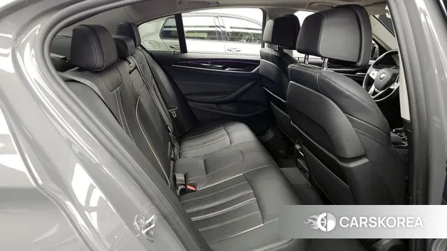 BMW 5 Series (G30) 2021 Серый из Кореи, фото 3