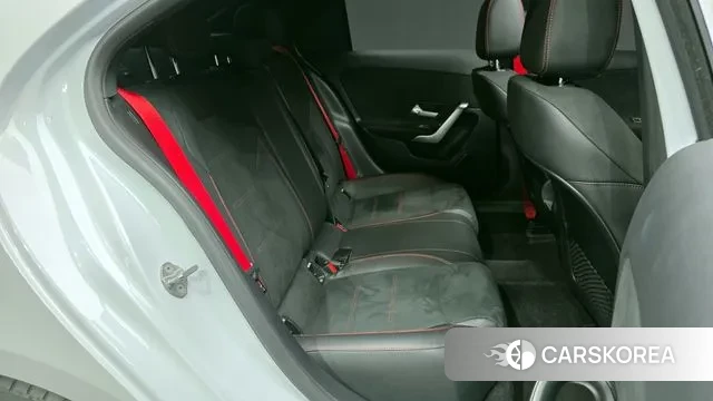 Mercedes-Benz A-Class W177 2020 Белый из Кореи, фото 3