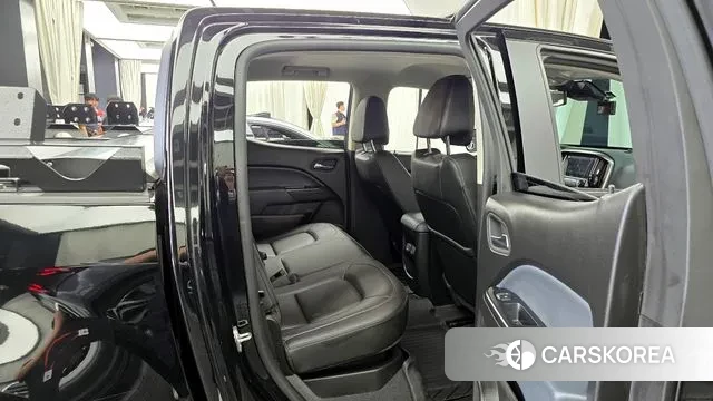 Chevrolet (GM Daewoo) Real New Colorado 2021 Черный из Кореи, фото 3