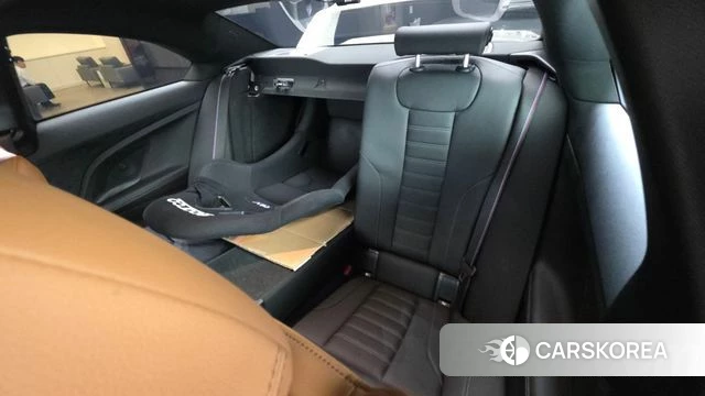 BMW M2 (G87) 2024 Белый из Кореи, фото 3