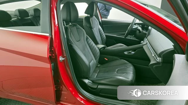 Hyundai Avante (CN7) 2020 Красный из Кореи, фото 3