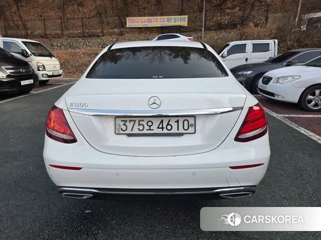 Mercedes-Benz E-Class W213 2020 Белый из Кореи, фото 3