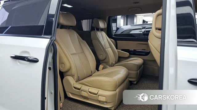 Kia The New Carnival 2019 Белый из Кореи, фото 3