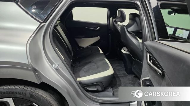 Kia EV6 2024 Серый из Кореи, фото 3