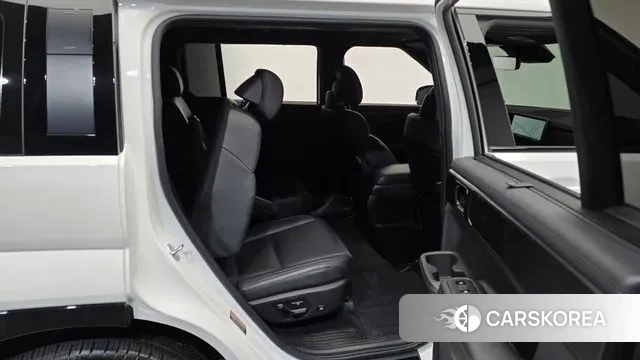 Hyundai Santa Fe (MX5) 2023 Белый из Кореи, фото 3