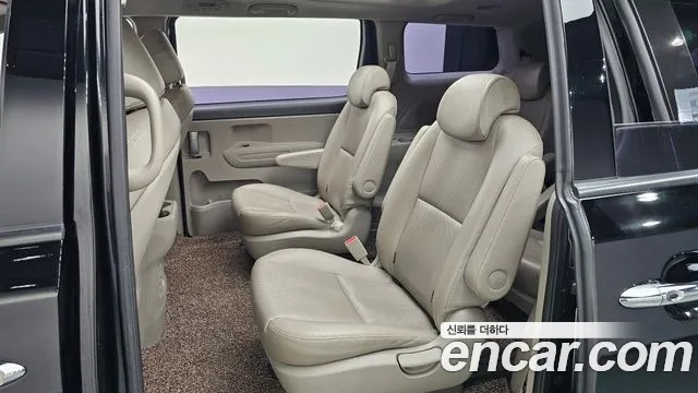 Kia The New Carnival 2018 Черный из Кореи, фото 3