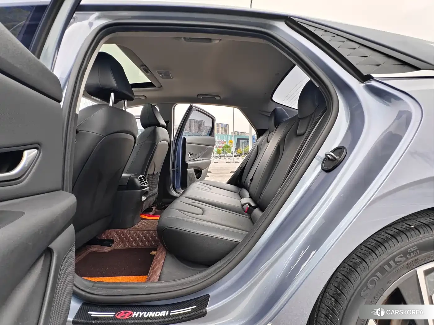 Hyundai Elantra 2023 Silver/gray из Китая, фото 3