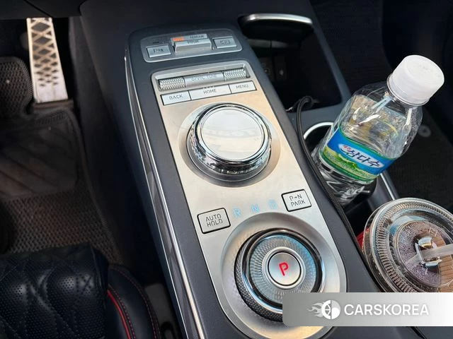 Genesis GV70 2021 Белый из Кореи, фото 3