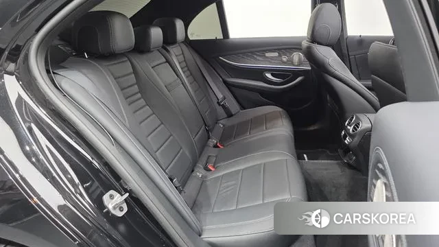 Mercedes-Benz E-Class W213 2022 Черный из Кореи, фото 3