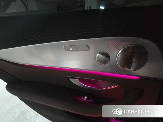 Mercedes-Benz E-Class W213 2021 Черный из Кореи, фото 3