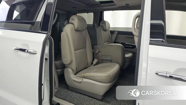 Kia The New Carnival 2018 Белый из Кореи, фото 3