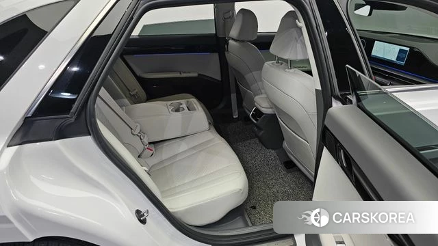 Hyundai Grandeur Hybrid (GN7) 2024 Белый из Кореи, фото 3