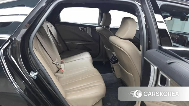 Kia K8 Hybrid 2023 Черный из Кореи, фото 3