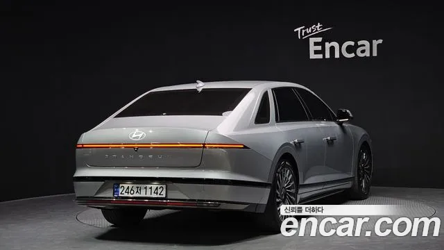 Hyundai Grandeur (GN7) 2023 Серебристо-серый из Кореи, фото 3