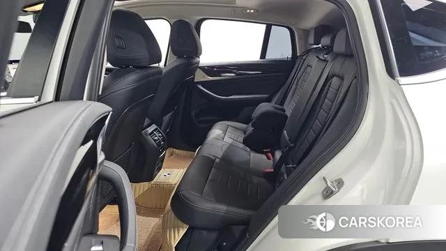 BMW X4 (G02) 2023 Белый из Кореи, фото 3