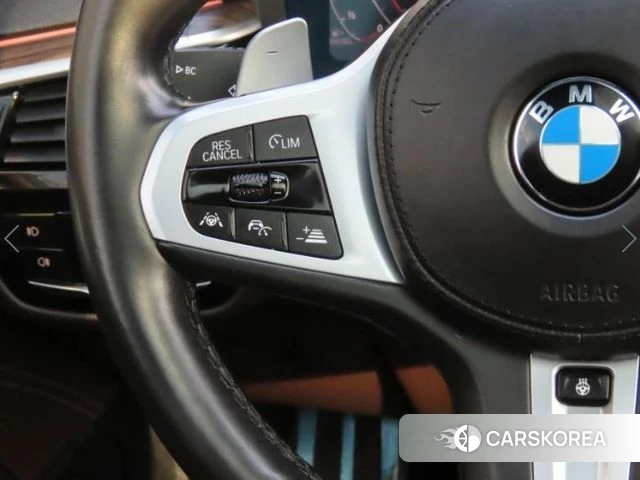 BMW 5 Series (G30) 2020 Серый из Кореи, фото 3
