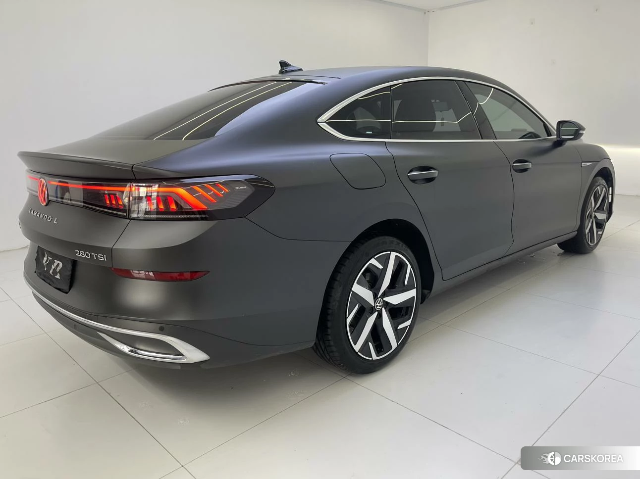 Volkswagen Lingdu 2023 Темно-серый из Китая, фото 3