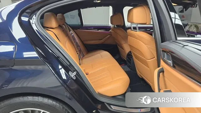 BMW 5 Series (G30) 2022 Черный из Кореи, фото 3