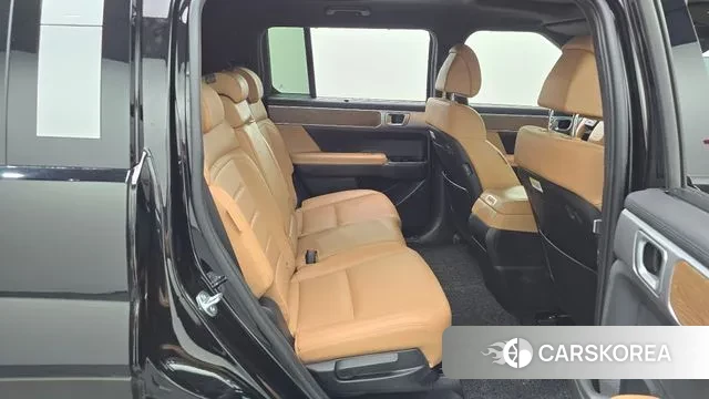 Hyundai Santa Fe (MX5) 2024 Черный из Кореи, фото 3