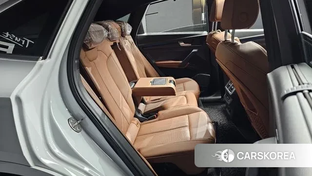 Audi Q5 (FY) 2023 Белый из Кореи, фото 3