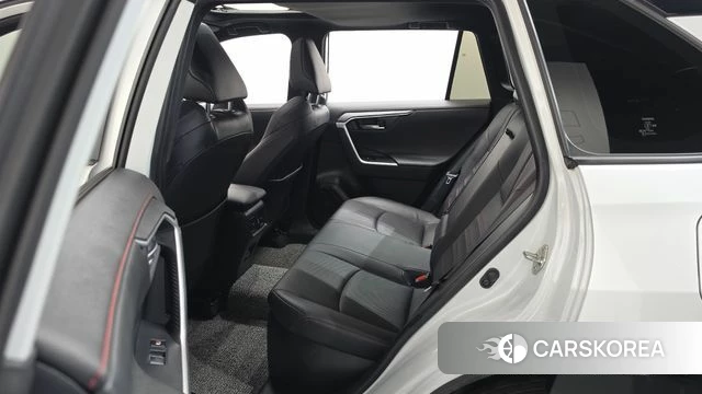 Toyota RAV4 5th Generation 2025 Белый из Кореи, фото 3