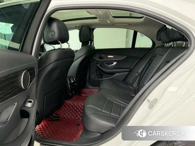 Mercedes-Benz Class C 2021 Белый из Китая, фото 3