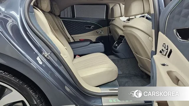 Bentley Flying Spur 3rd Generation 2022 Серый из Кореи, фото 3