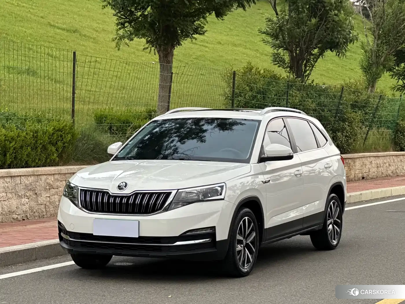 Skoda Komick 2022 Белый из Китая, фото 3