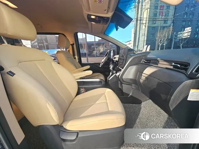 Hyundai Staria 2024 Серый из Кореи, фото 3