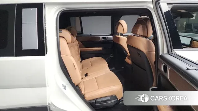 Hyundai Santa Fe (MX5) 2024 Серебристо-серый из Кореи, фото 3