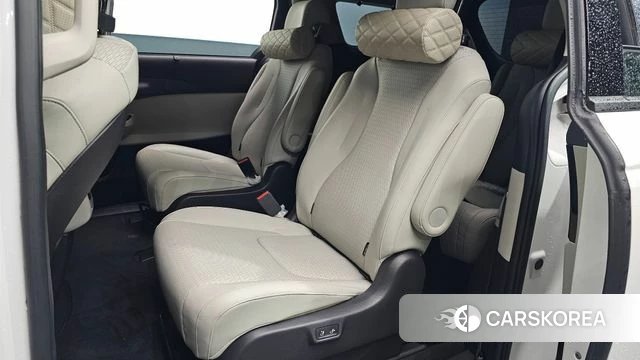 Kia Carnival 4th generation 2020 Белый из Кореи, фото 3