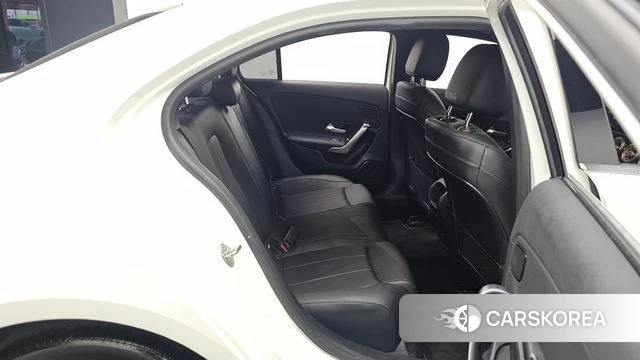 Mercedes-Benz A-Class W177 2021 Белый из Кореи, фото 3