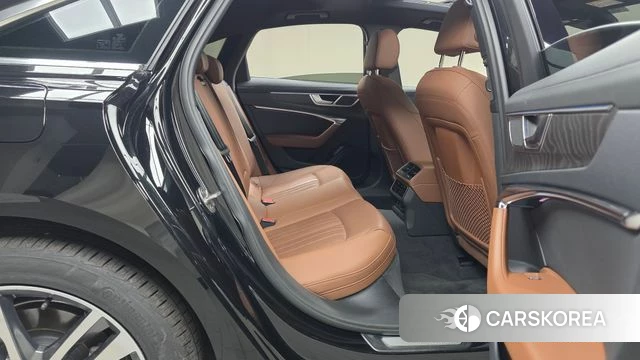 Audi A6 (C8) 2023 Черный из Кореи, фото 3