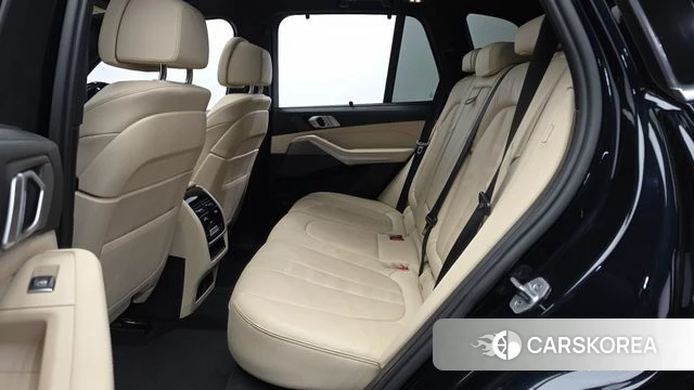 BMW X5 (G05) 2021 Черный из Кореи, фото 3