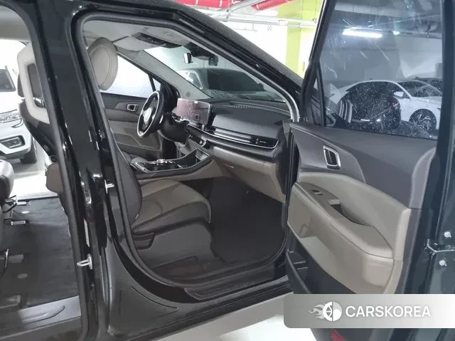 Kia The New Carnival 4th Generation 2024 Черный из Кореи, фото 3