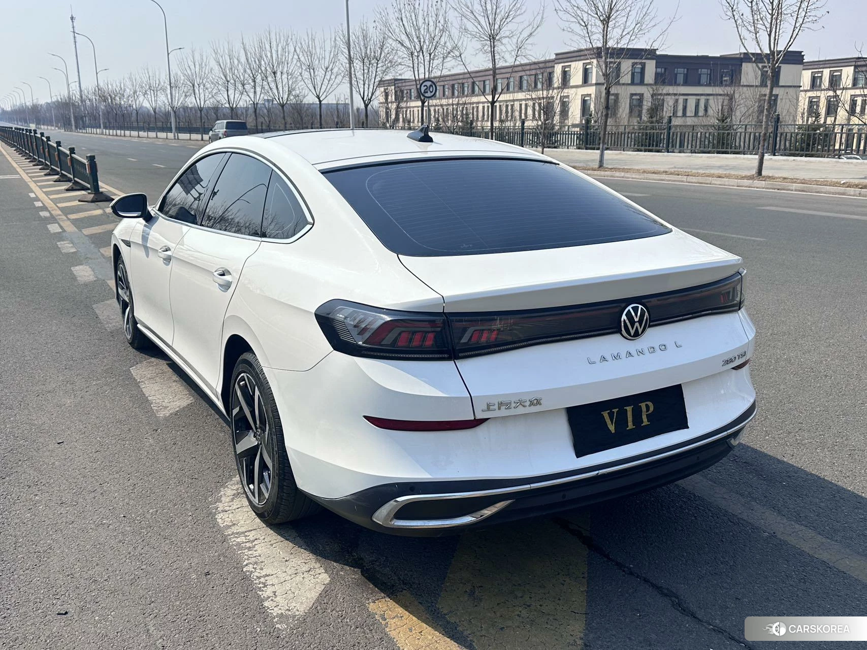 Volkswagen Lingdu 2022 Белый из Китая, фото 3