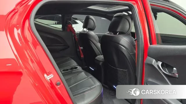 Hyundai Veloster (JS) 2018 Красный из Кореи, фото 3