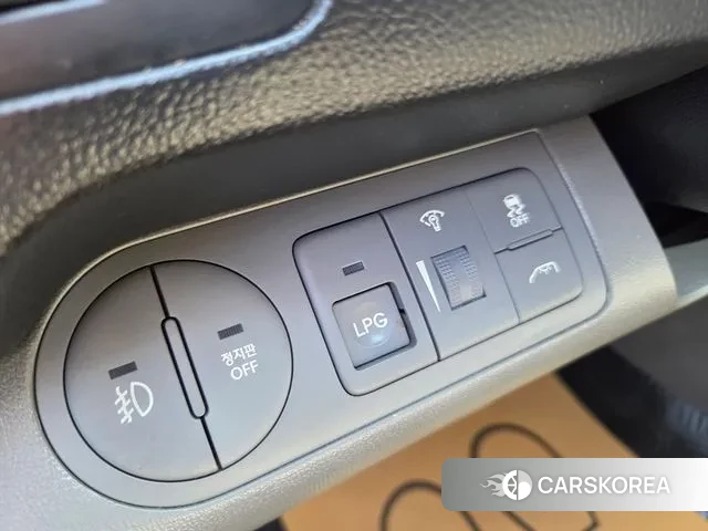 Hyundai The New Grand Starex 2019 Желтый из Кореи, фото 3