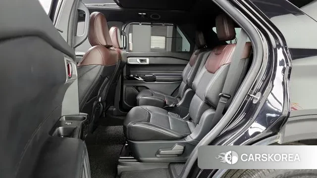 Ford Explorer 6th Generation 2021 Черный из Кореи, фото 3