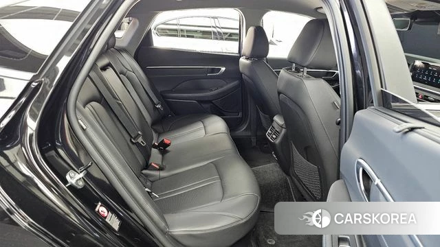 Hyundai Sonata Hybrid (DN8) 2022 Черный из Кореи, фото 3