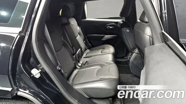 Jeep Cherokee (KL) id 2911646 из Кореи 3