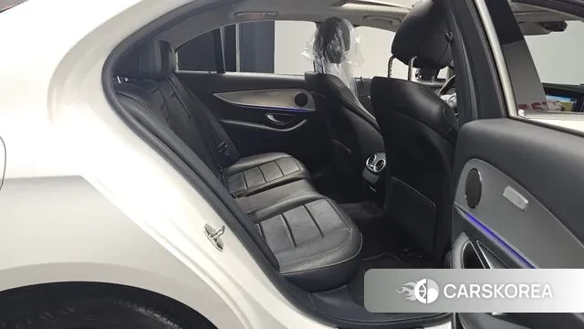 Mercedes-Benz E-Class W213 2019 Белый из Кореи, фото 3