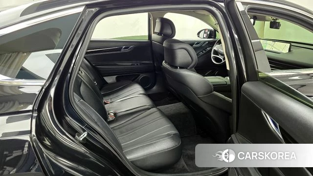 Genesis G80 (RG3) 2022 Черный из Кореи, фото 3