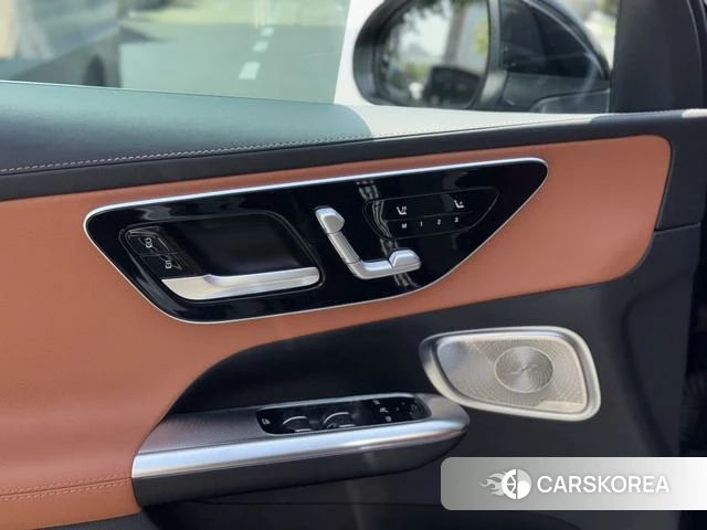Mercedes-Benz GLC 2025 Черный из Китая, фото 3