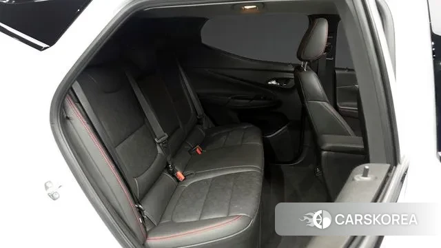 Chevrolet (GM Daewoo) Bolt EUV 2023 Белый из Кореи, фото 3