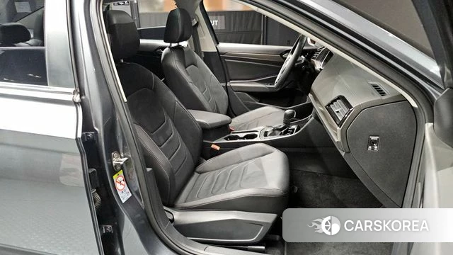 Volkswagen 7th Generation of Jetta 2020 Серый из Кореи, фото 3