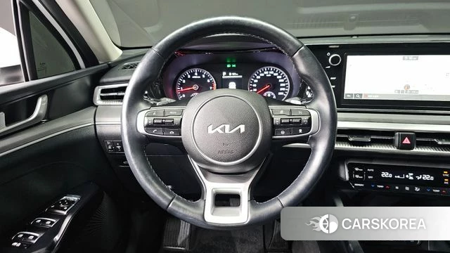 Kia K5 3rd generation 2022 Белый из Кореи, фото 3