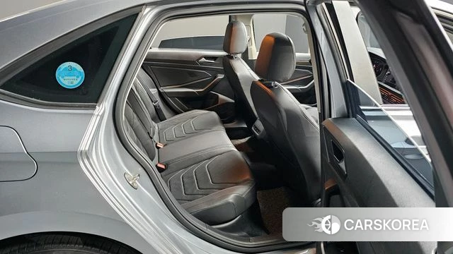 Volkswagen 7th Generation of Jetta 2021 Серебряный из Кореи, фото 3