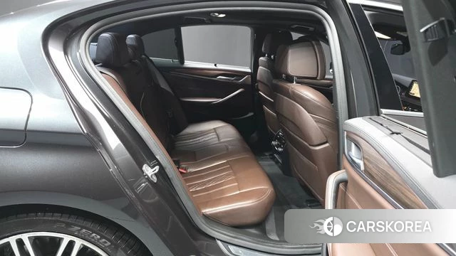 BMW 5 Series (G30) 2019 Серый из Кореи, фото 3
