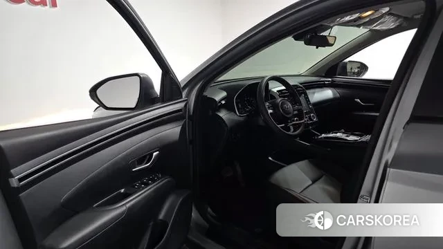 Hyundai The New Tucson (NX4) 2023 Серебряный из Кореи, фото 3